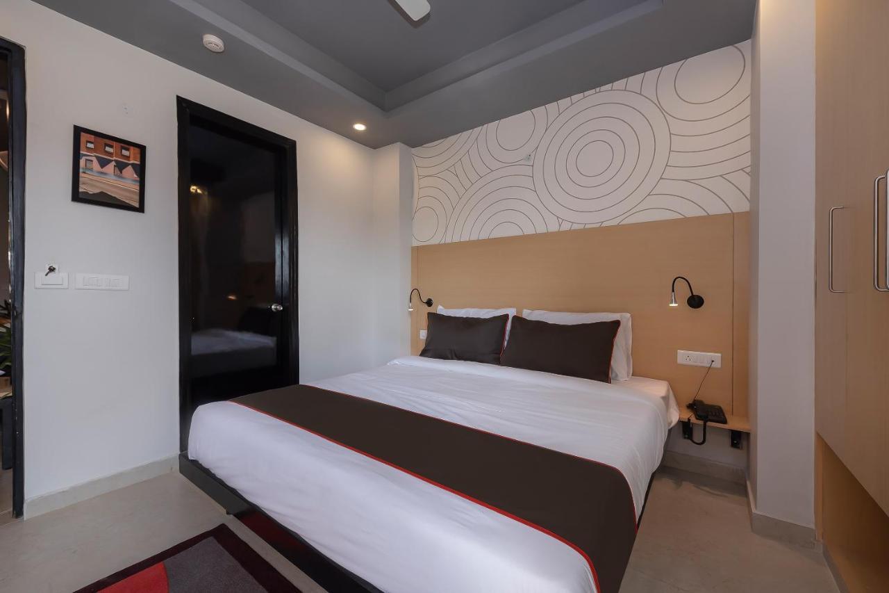 Collection O 162 Vardhman International Hotel Gurgaon Exterior photo